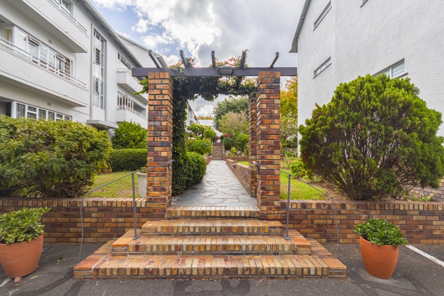 2 Bedroom Property for Sale in Kenilworth Upper Western Cape